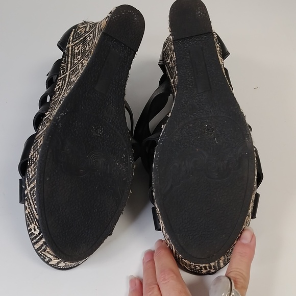 2/$30 A.N.A. Women's Black Strappy Wedge Platform Gladiator Style‎ Sandals Sz 10 - Picture 10 of 13